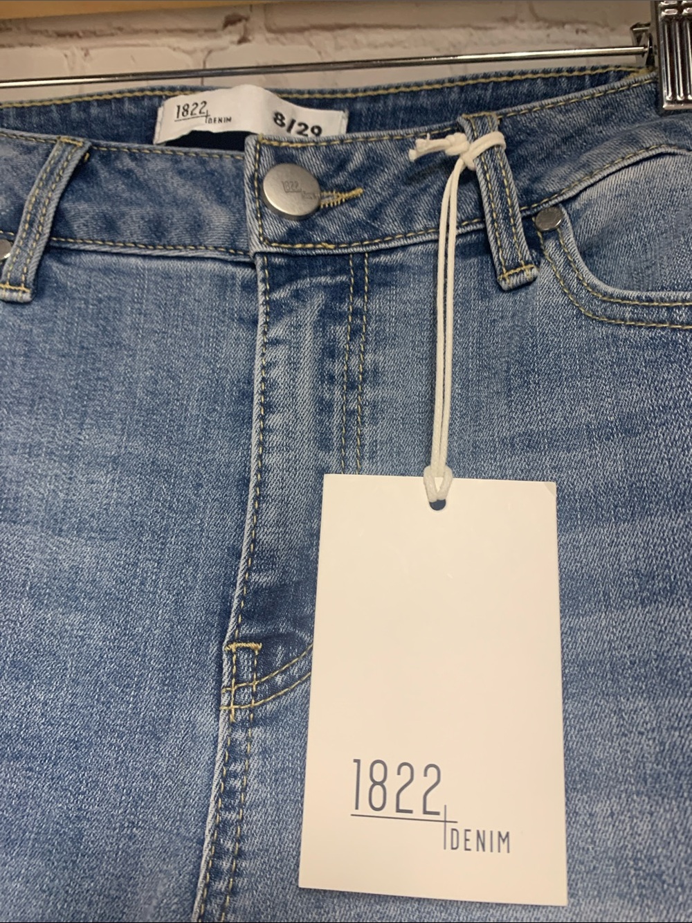 NEW 1822 Denim High Rise Wide Leg Sloane Jeans - Medium Blue Size 8 29 - Picture 5 of 6